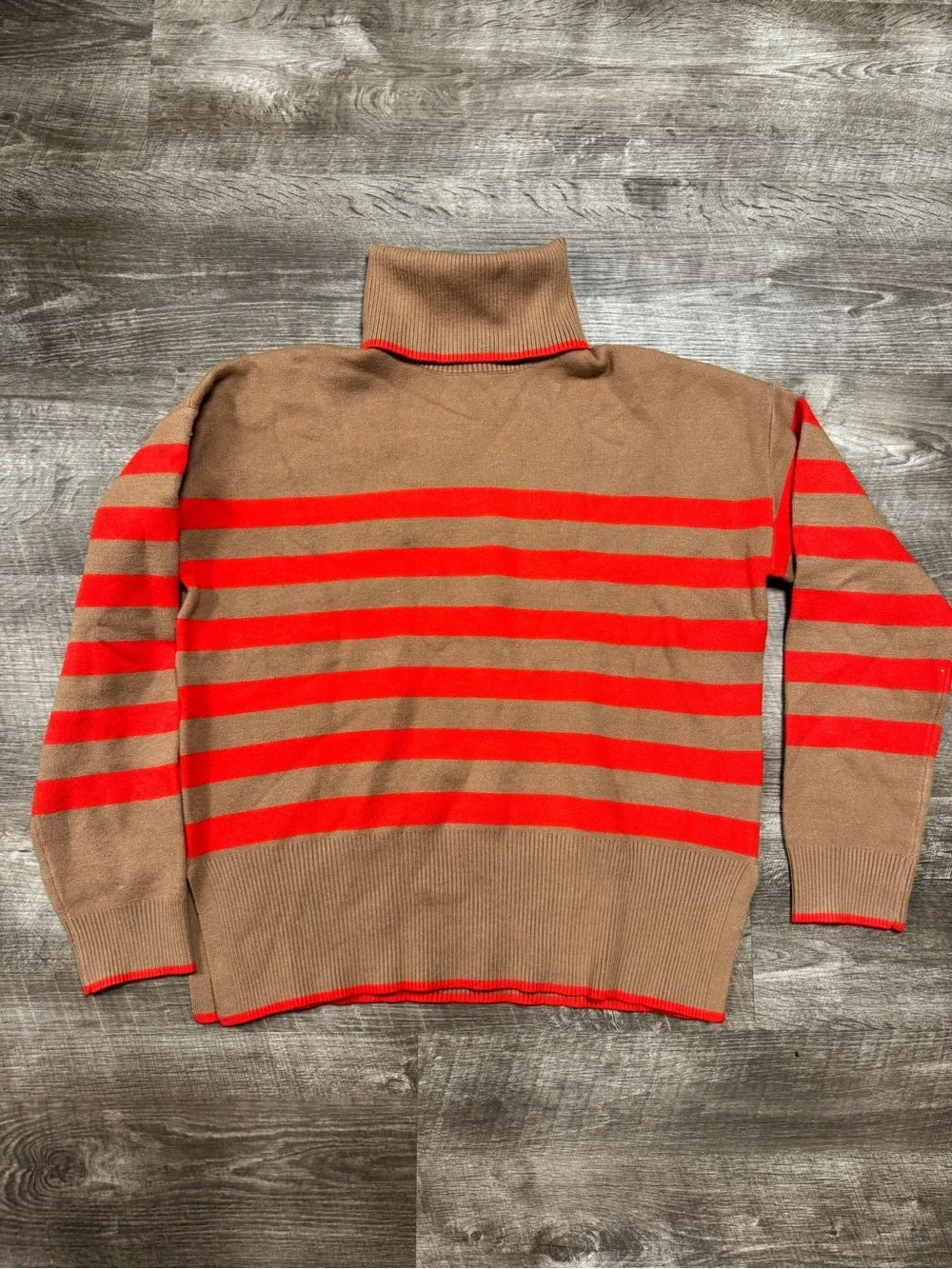 Tahari Red & Brown Striped Turtleneck Sweater Size Medium